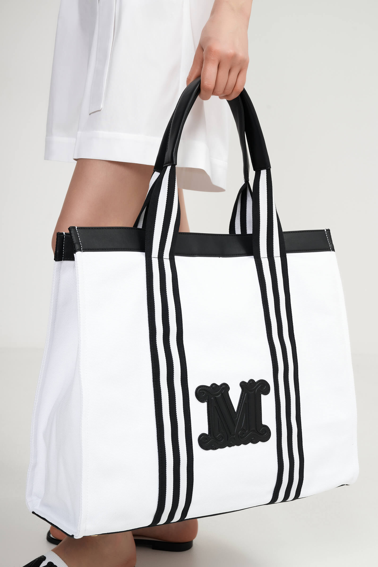 Пляжная сумка из плотного хлопка цвета Черно-белый 