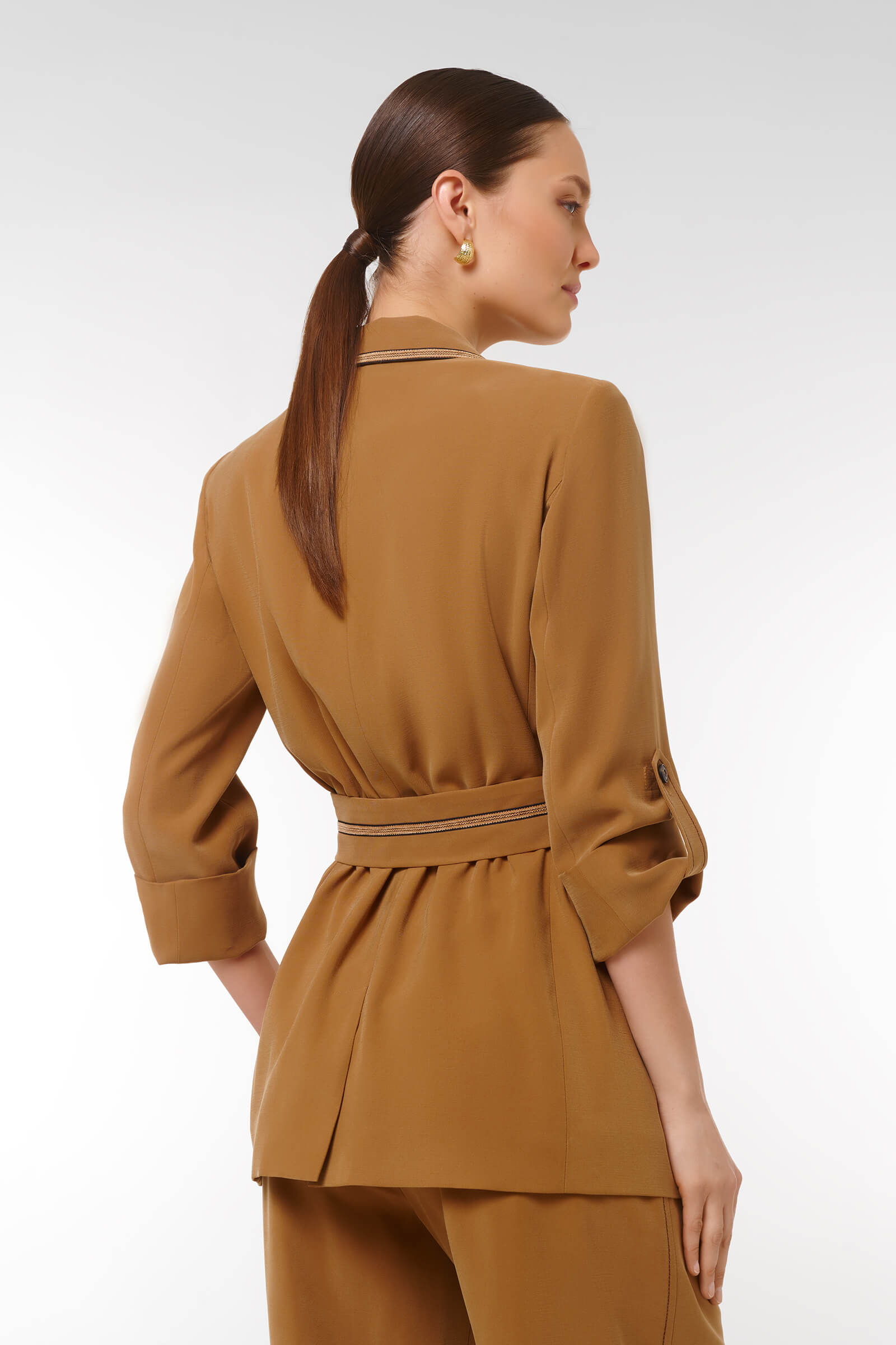 Жакет с поясом и контрастной окантовкой Бренд Caterina Leman