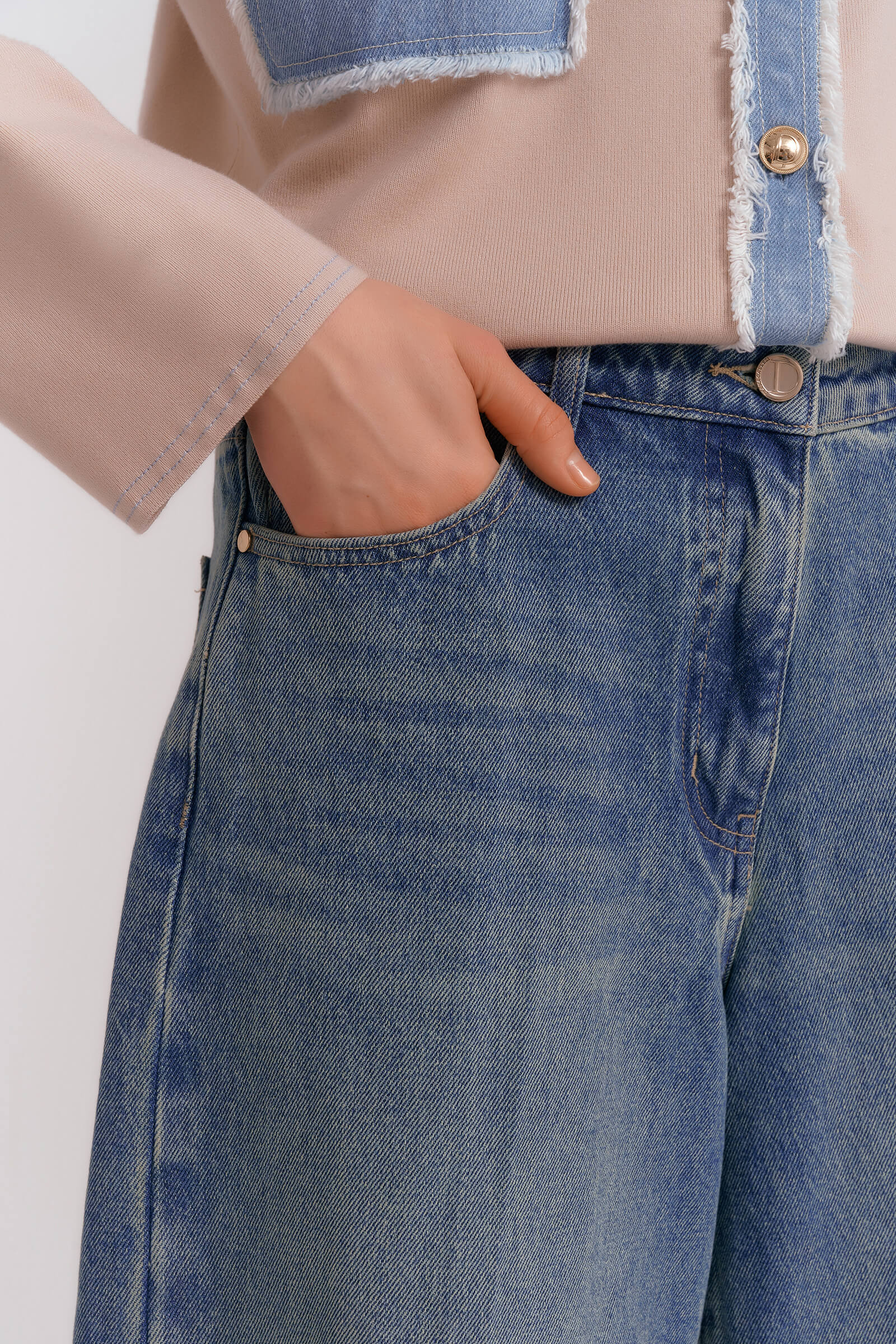 Джинсовые шорты-бермуды Бренд Diana Gallesi