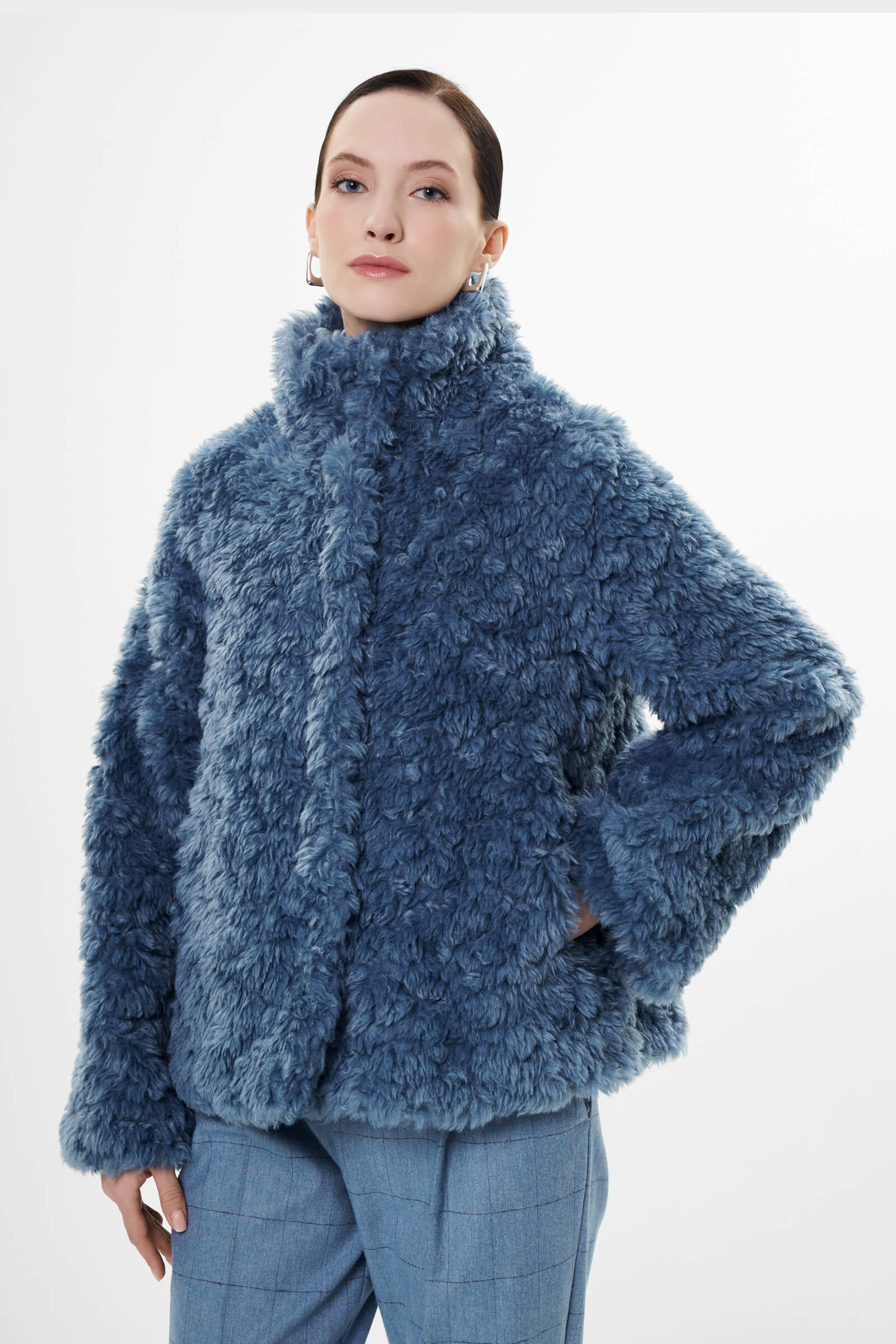 Куртка из искусственного меха цвета Синий 