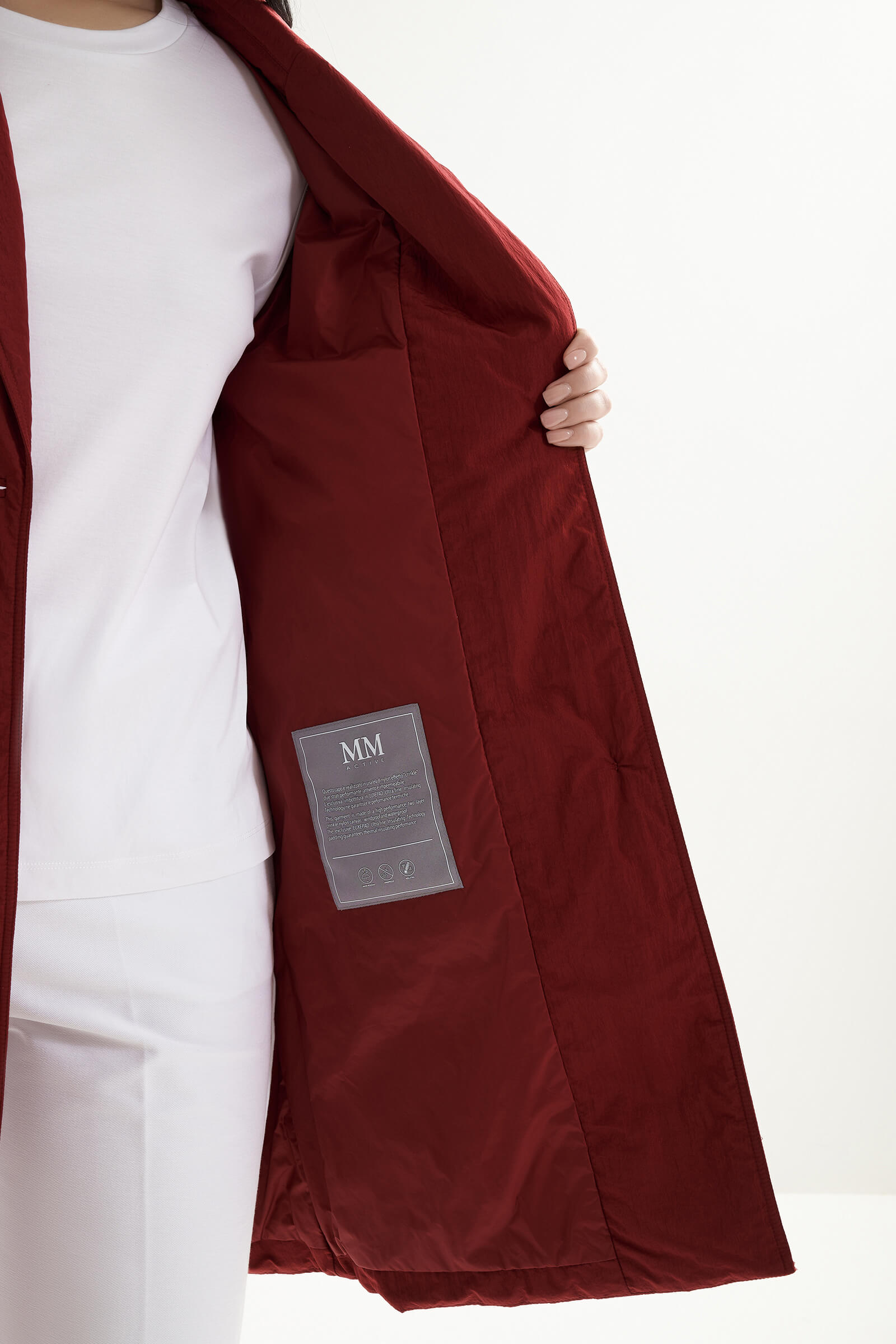 Удлиненная куртка из водонепроницаемого и ветрозащитного материала на пуговицах Бренд MM