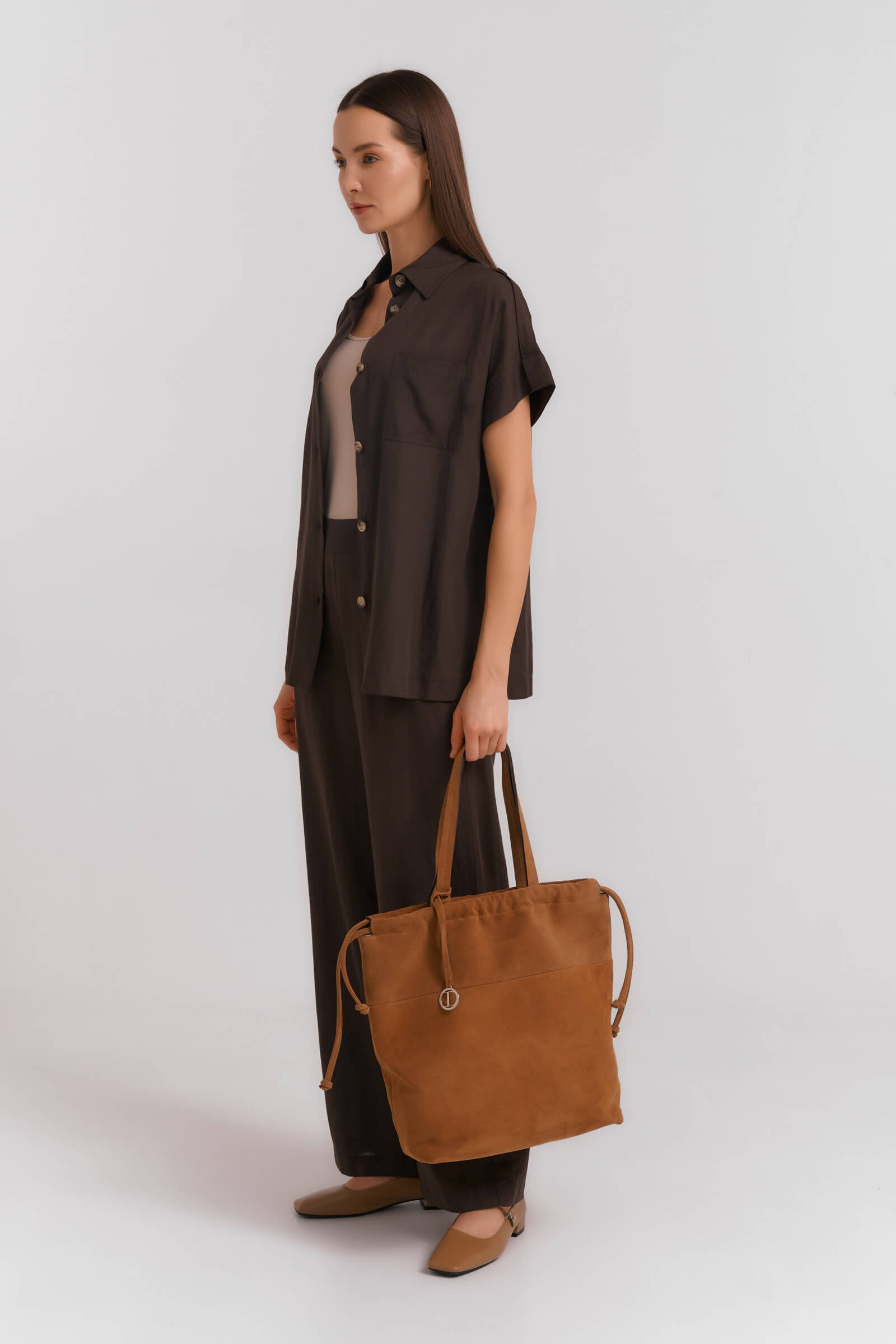 Замшевая сумка на плечо Бренд Diana Gallesi