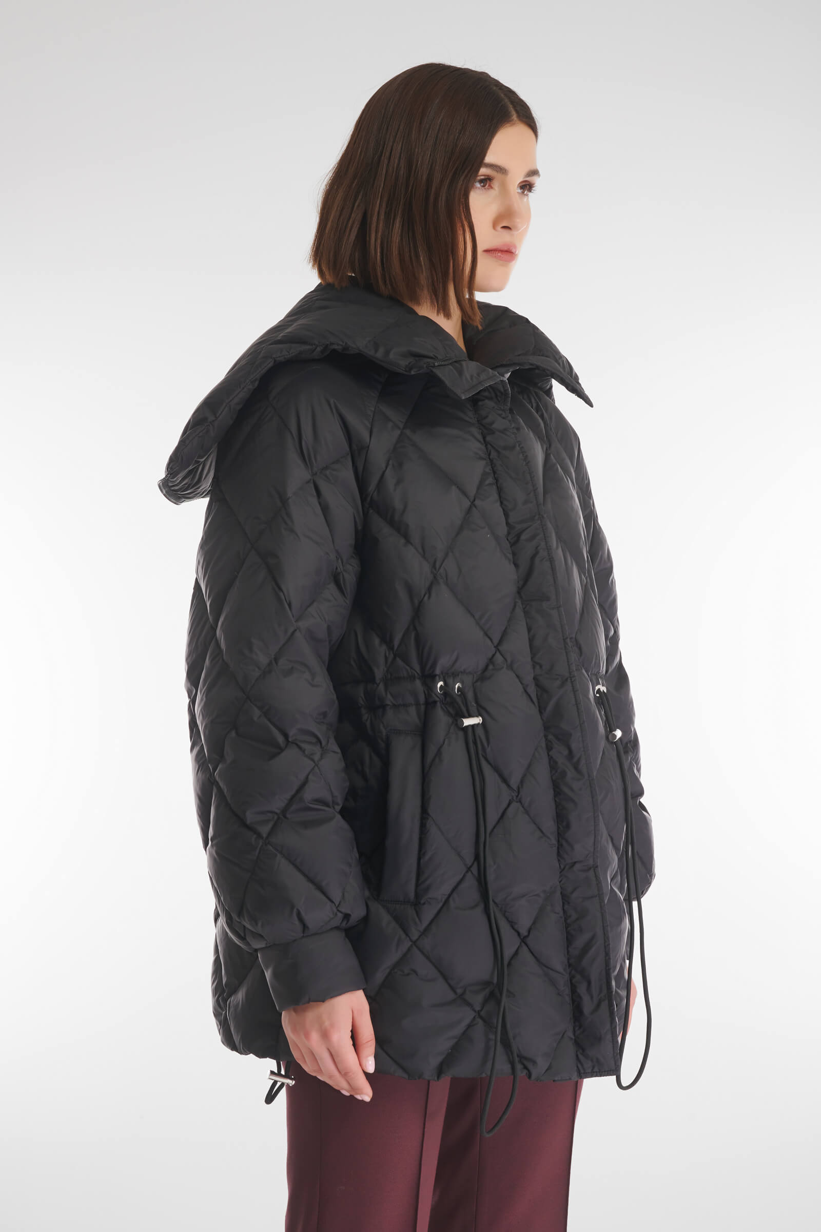 Стеганая куртка с капюшоном-трансформером Бренд Caterina Leman