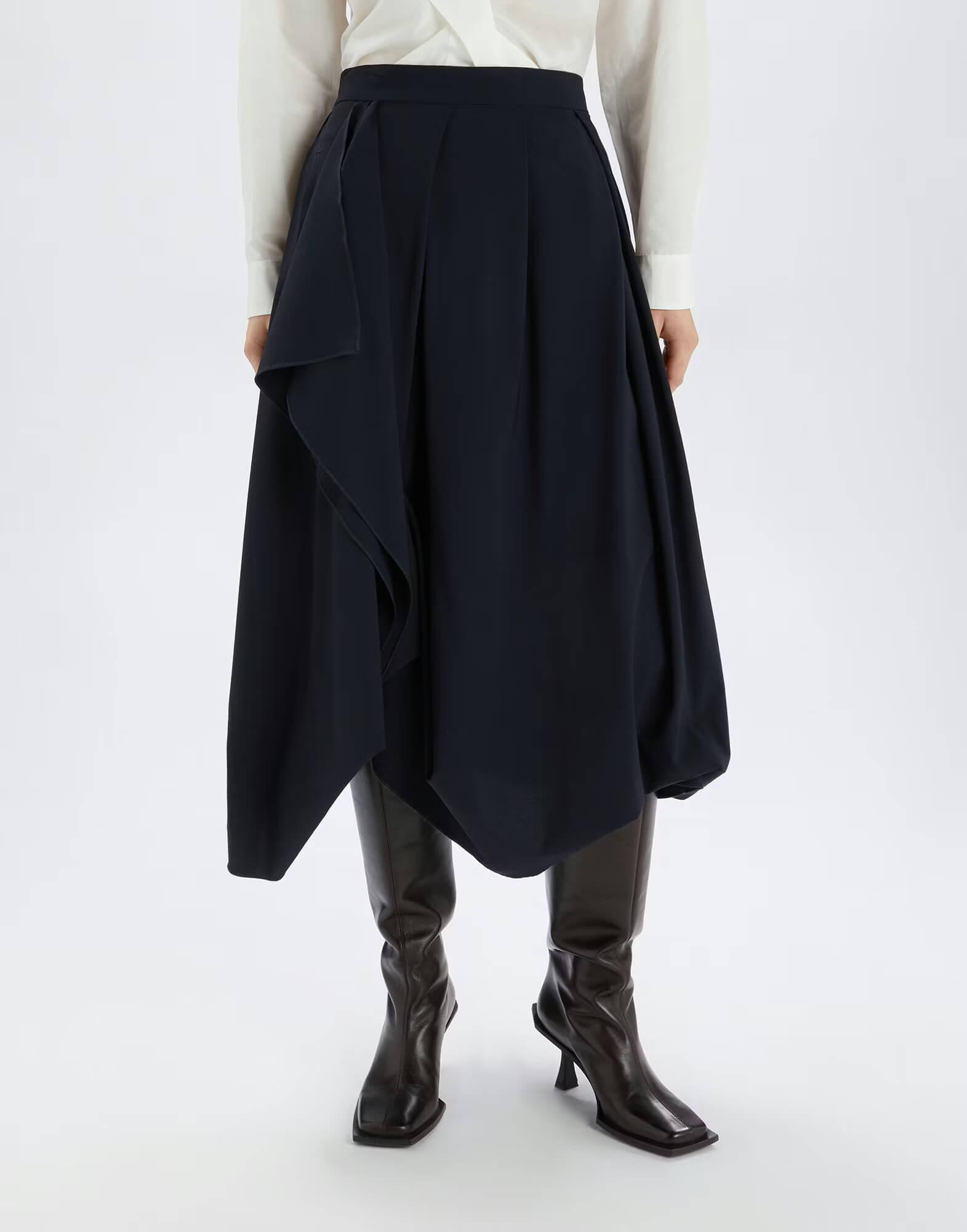 Юбка с асимметричными клиньями цвета Черный 