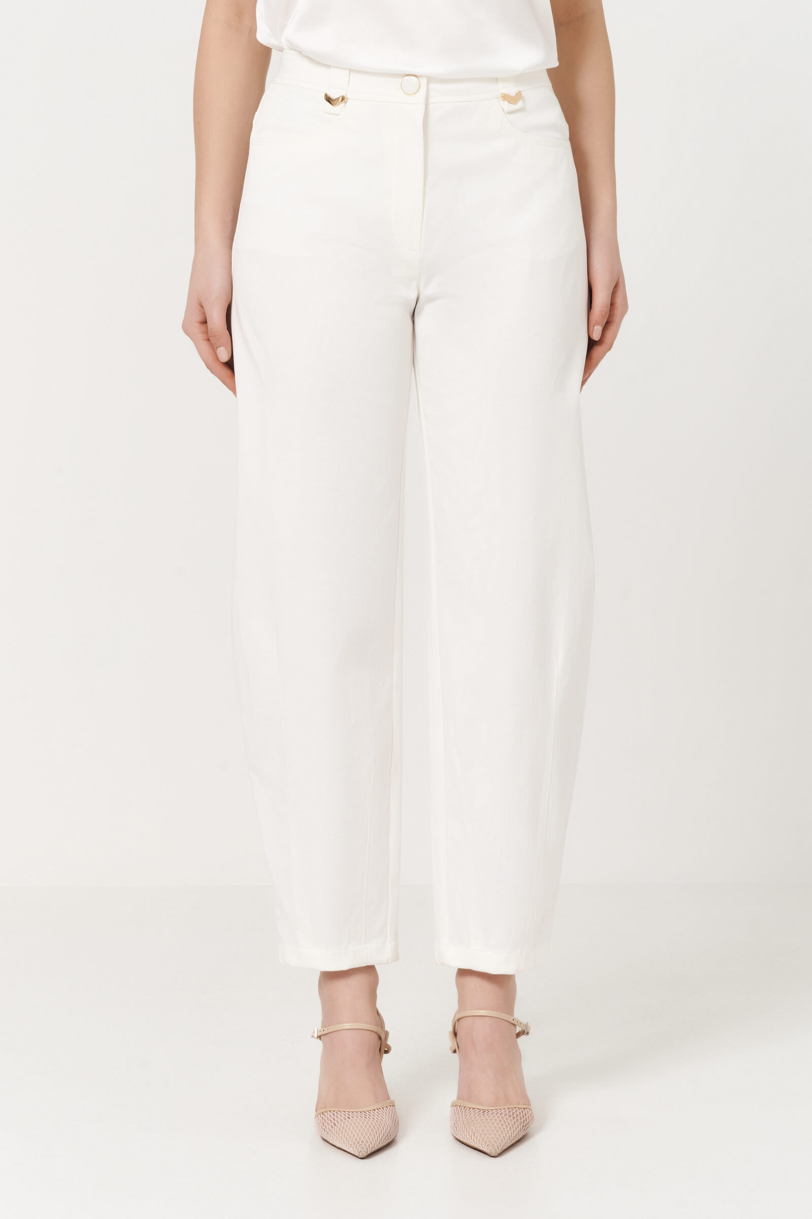 Укороченные брюки багги цвета Кремовый 