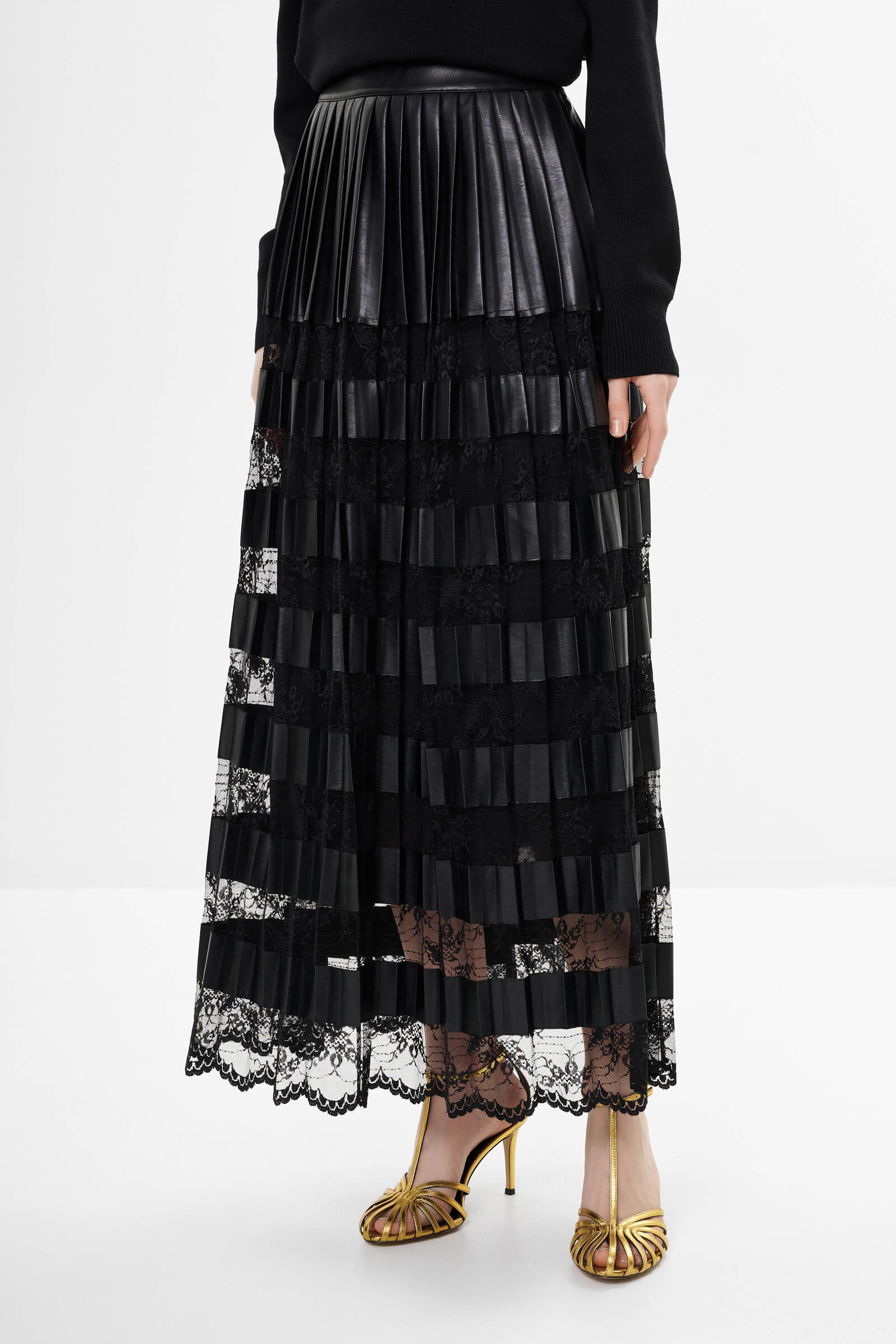 Плиссированная юбка из экокожи и кружева цвета Черный 