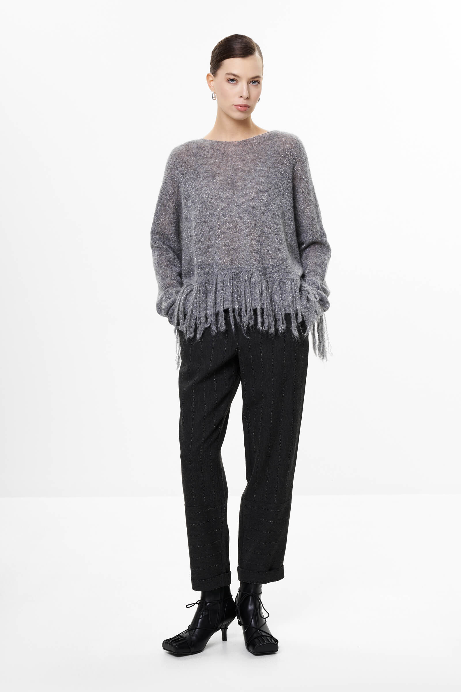 Асимметричный джемпер с бахромой Бренд Sarah Pacini