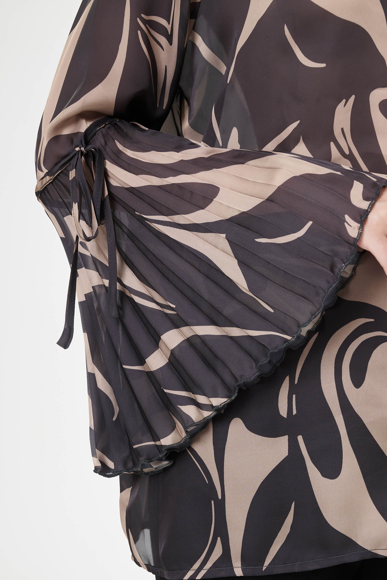 Рубашка с плиссированными рукавами Бренд Milva Mi