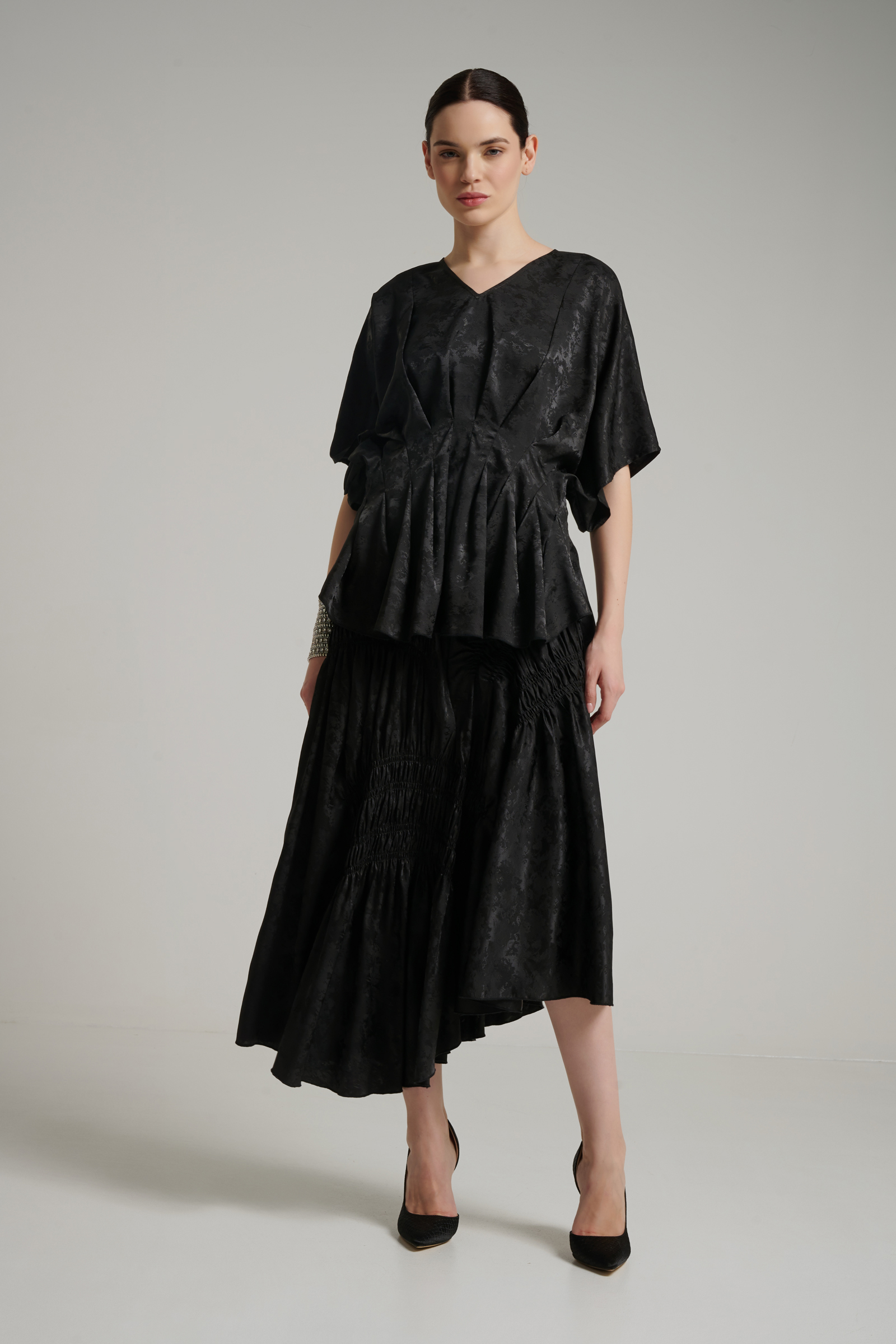 Юбка с ассиметричным кроем Бренд High