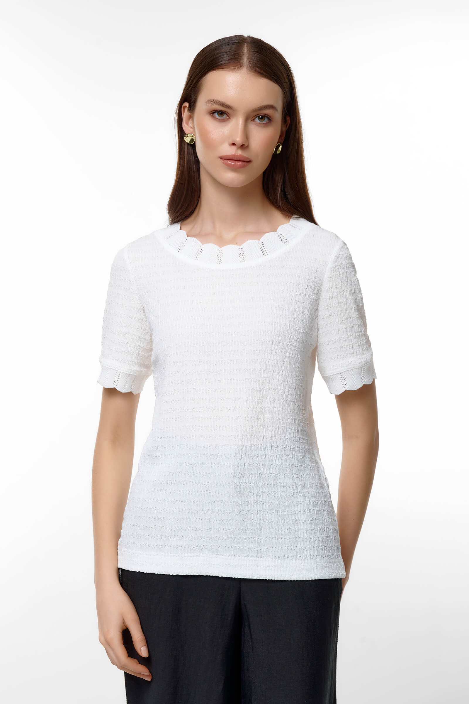 Блузка с ажурной окантовкой цвета Белый 