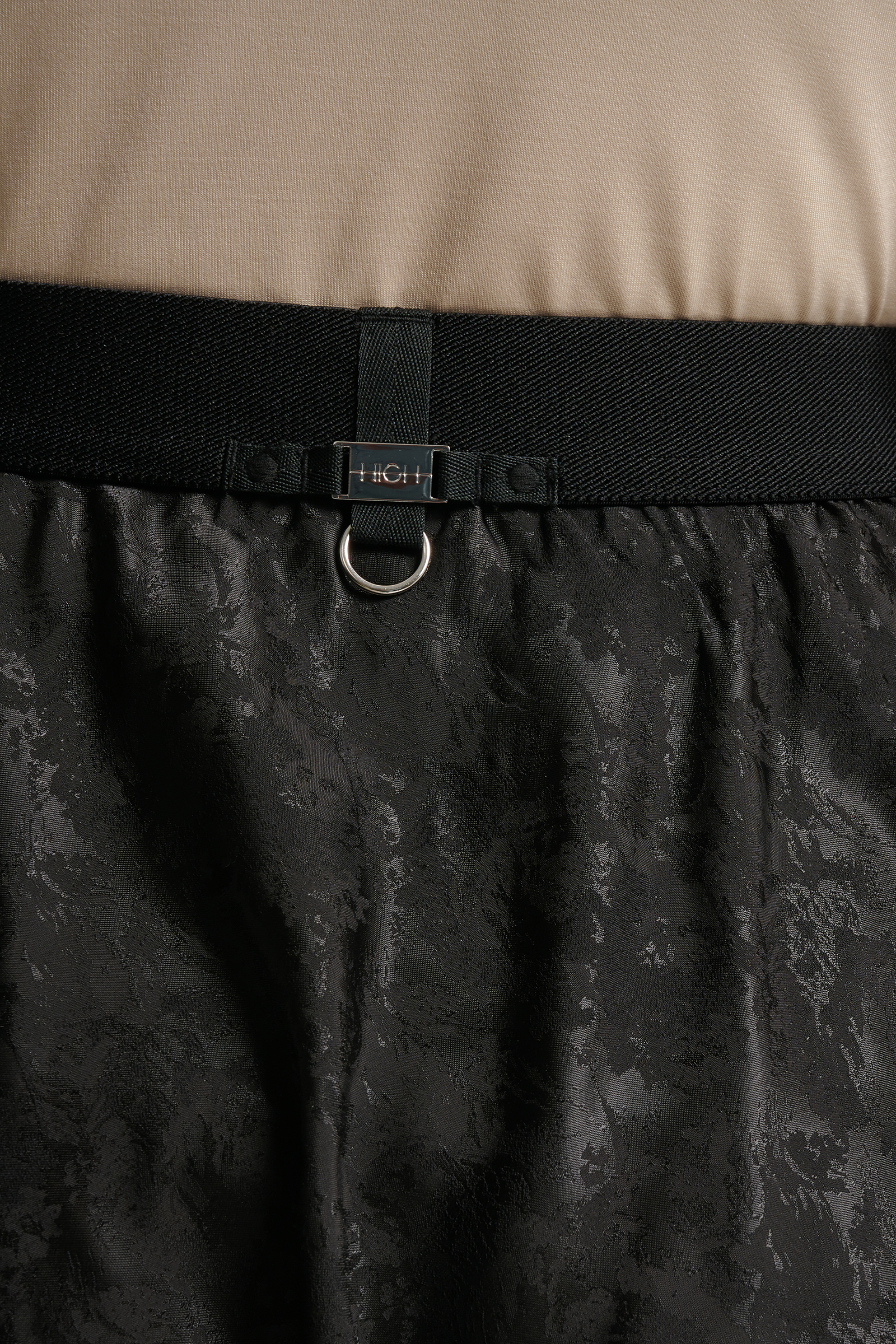 Юбка с ассиметричным кроем Бренд High