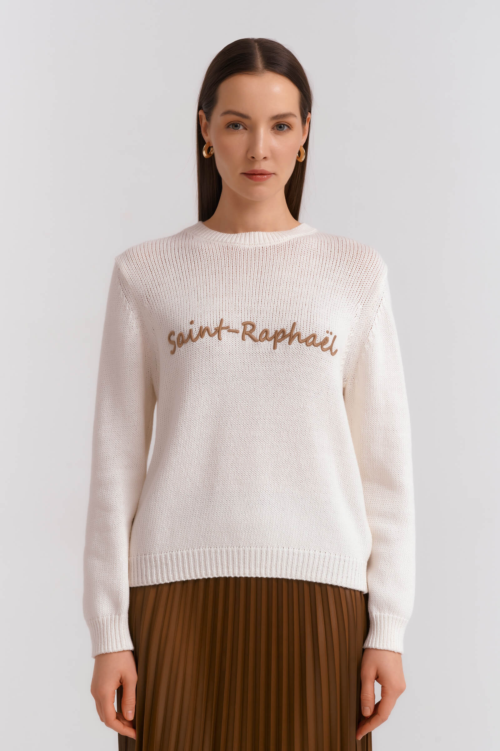 Джемпер с текстом в виде вышивки цвета Белый 