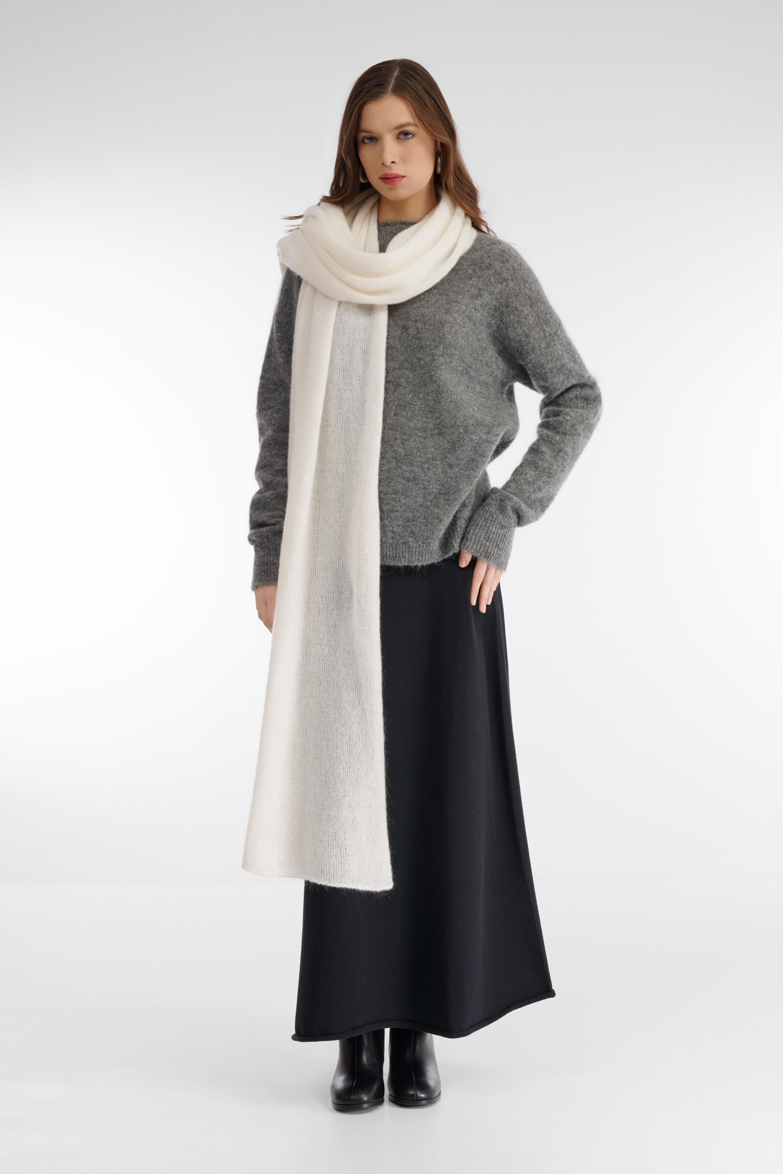 Шарф из мохера цвета Кремовый 