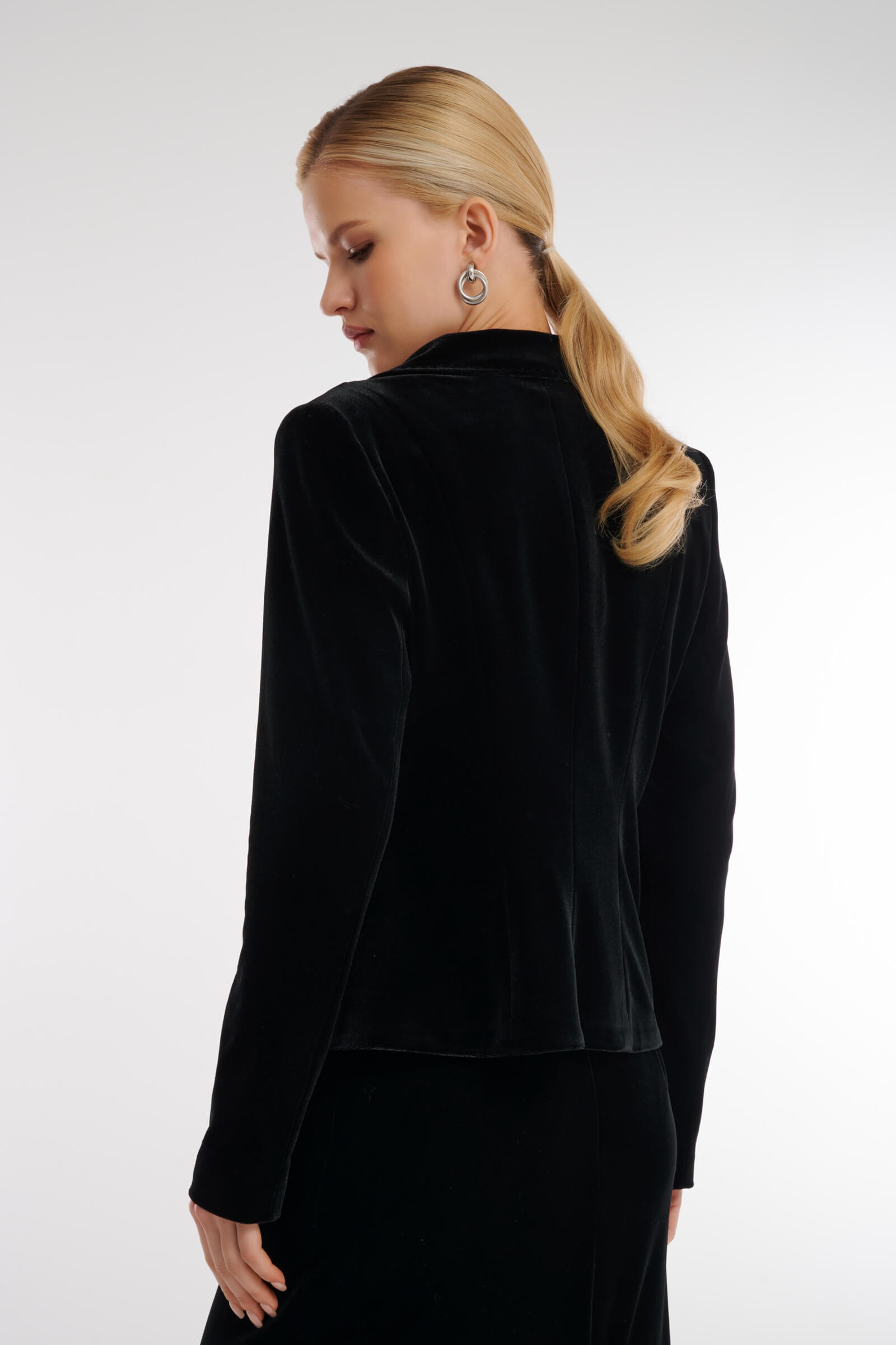 Бархатный жакет с английским воротником Бренд Caterina Leman