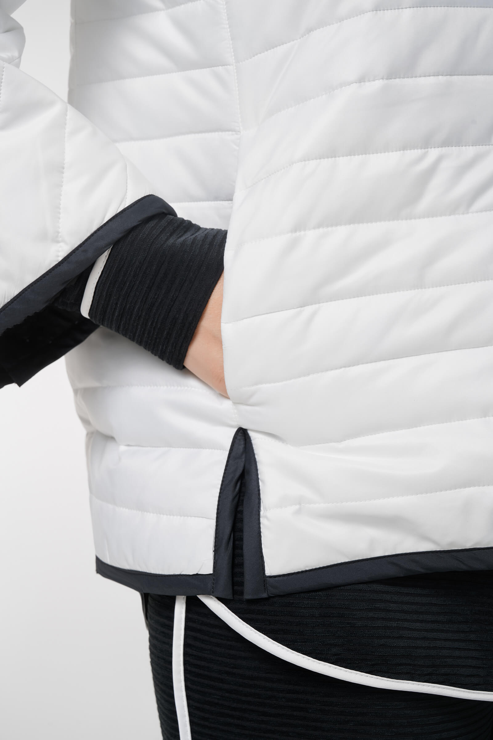 Куртка с контрастной вышивкой Бренд Caterina Leman