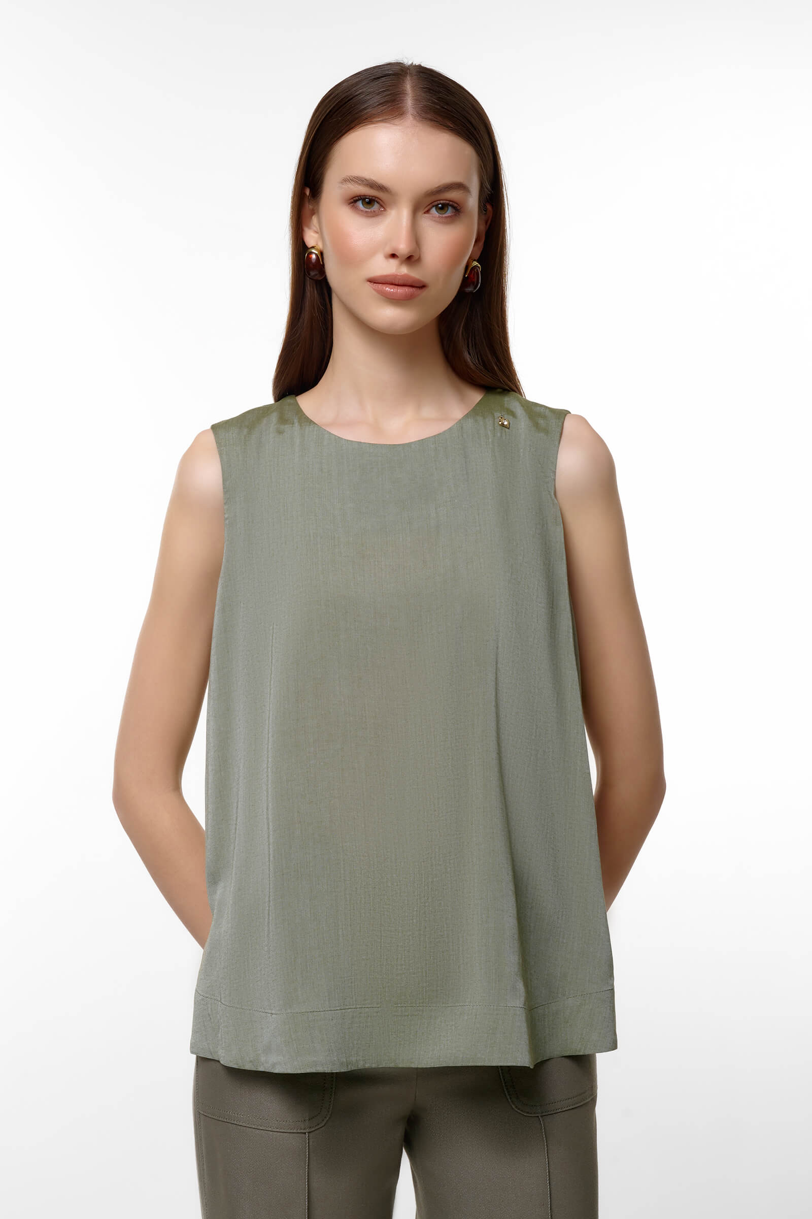 Топ из поливискозы цвета Зеленый 