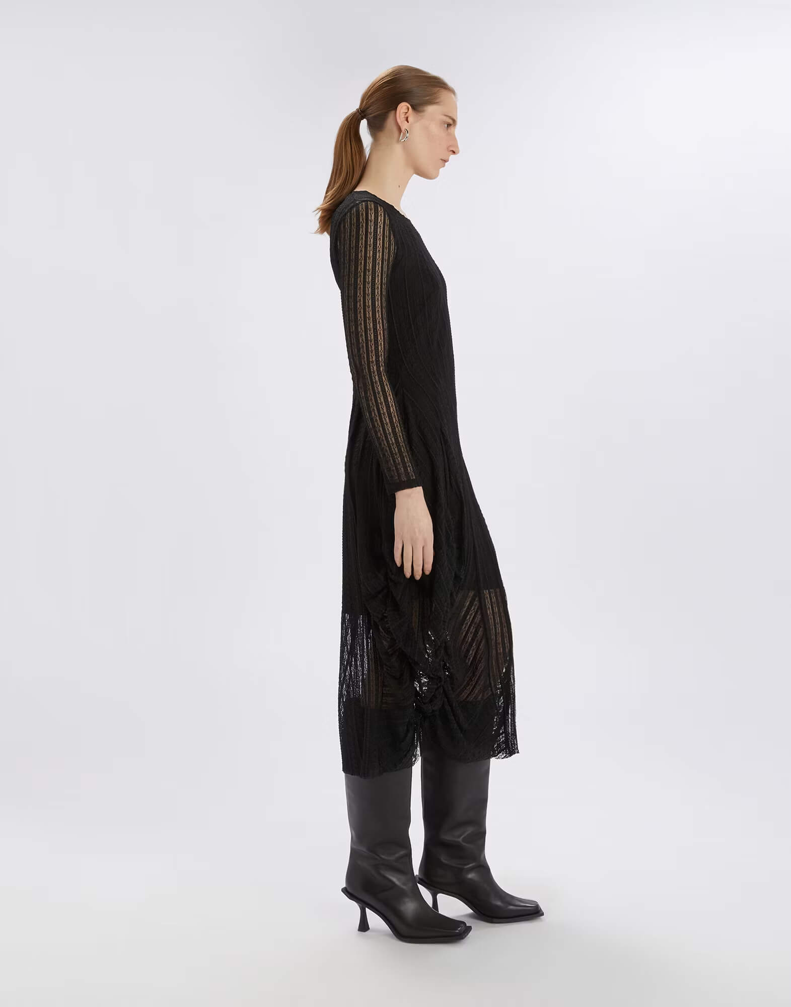 Платье из эластичного кружева Бренд High