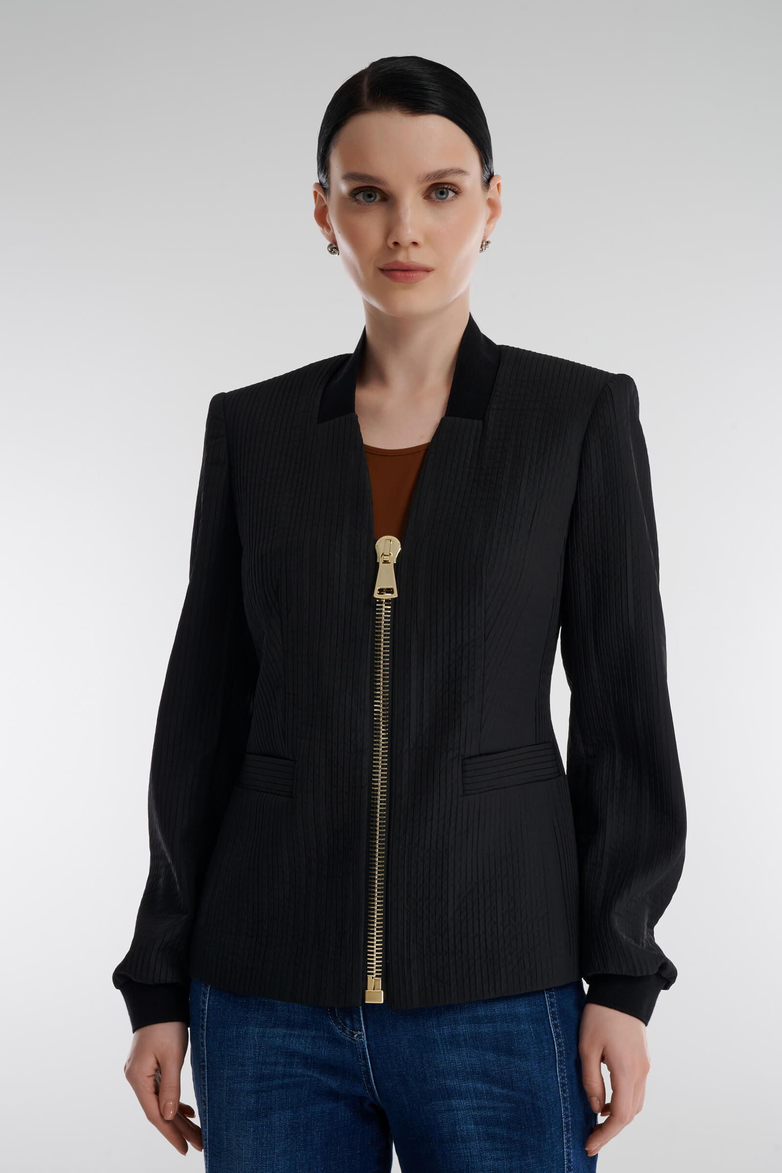 Фактурный жакет на молнии цвета Черный 