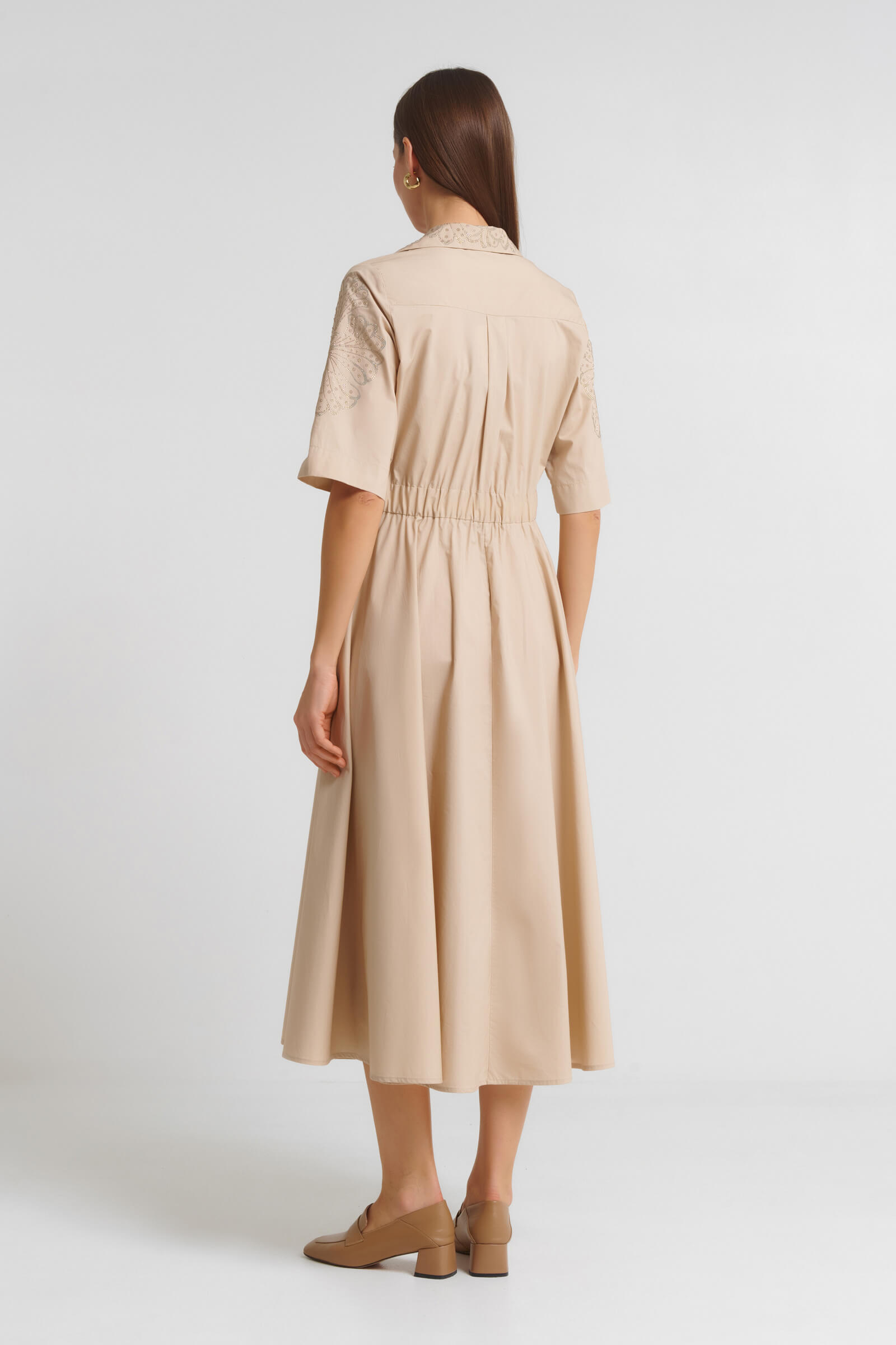 Платье миди с вышивкой Бренд Daniela Drei
