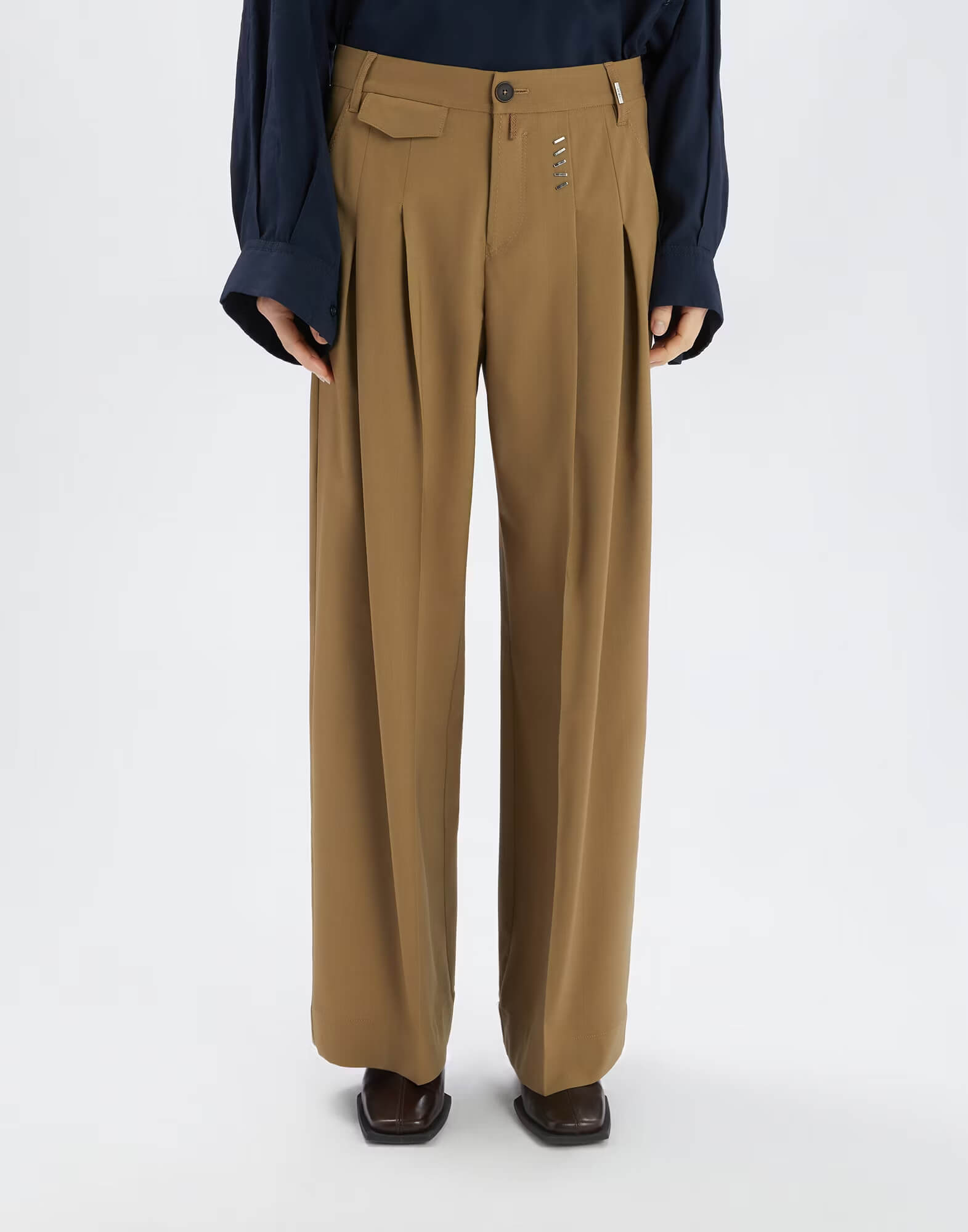 Брюки из шерсти с защипами цвета Коричневый 