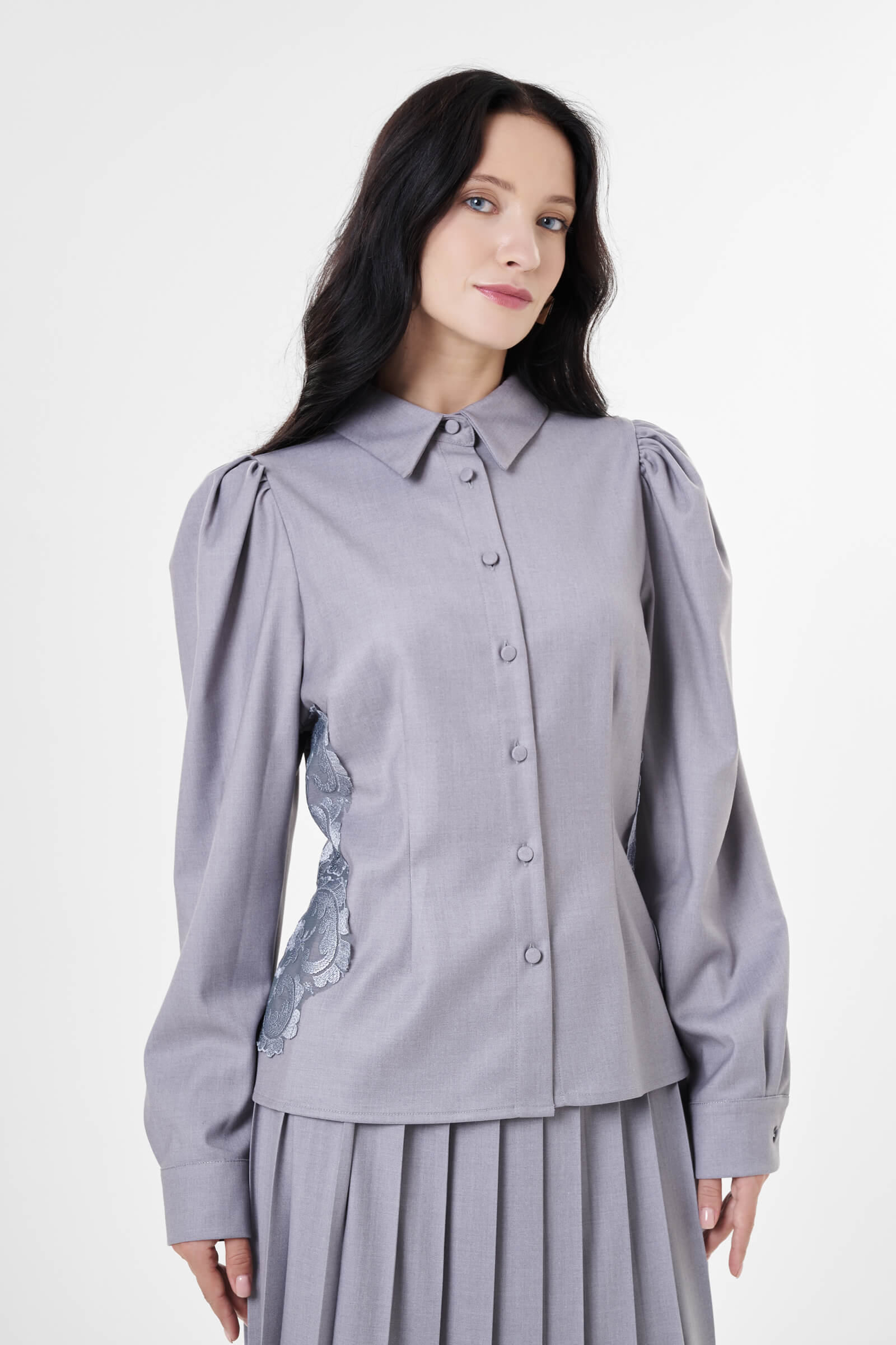 Рубашка с вышивкой цвета Серый 
