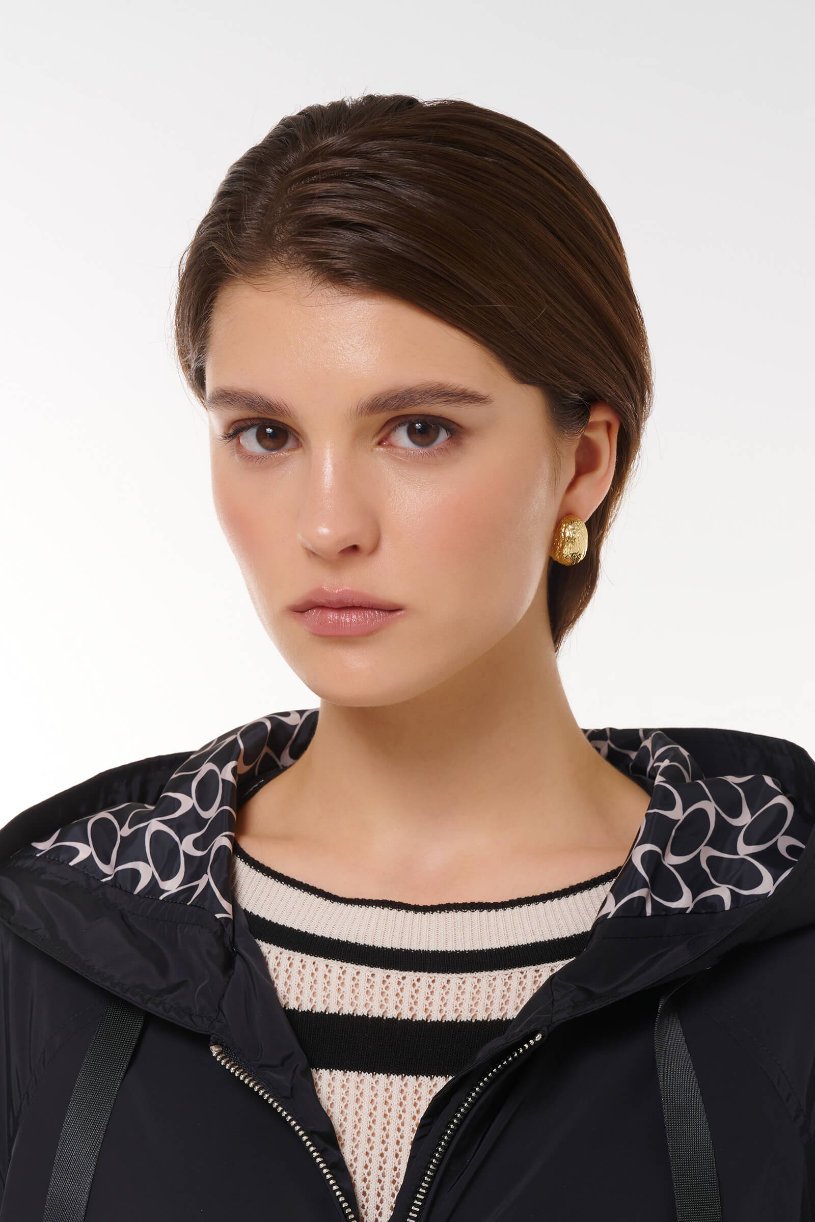 Длинный плащ с капюшоном Бренд Caterina Leman