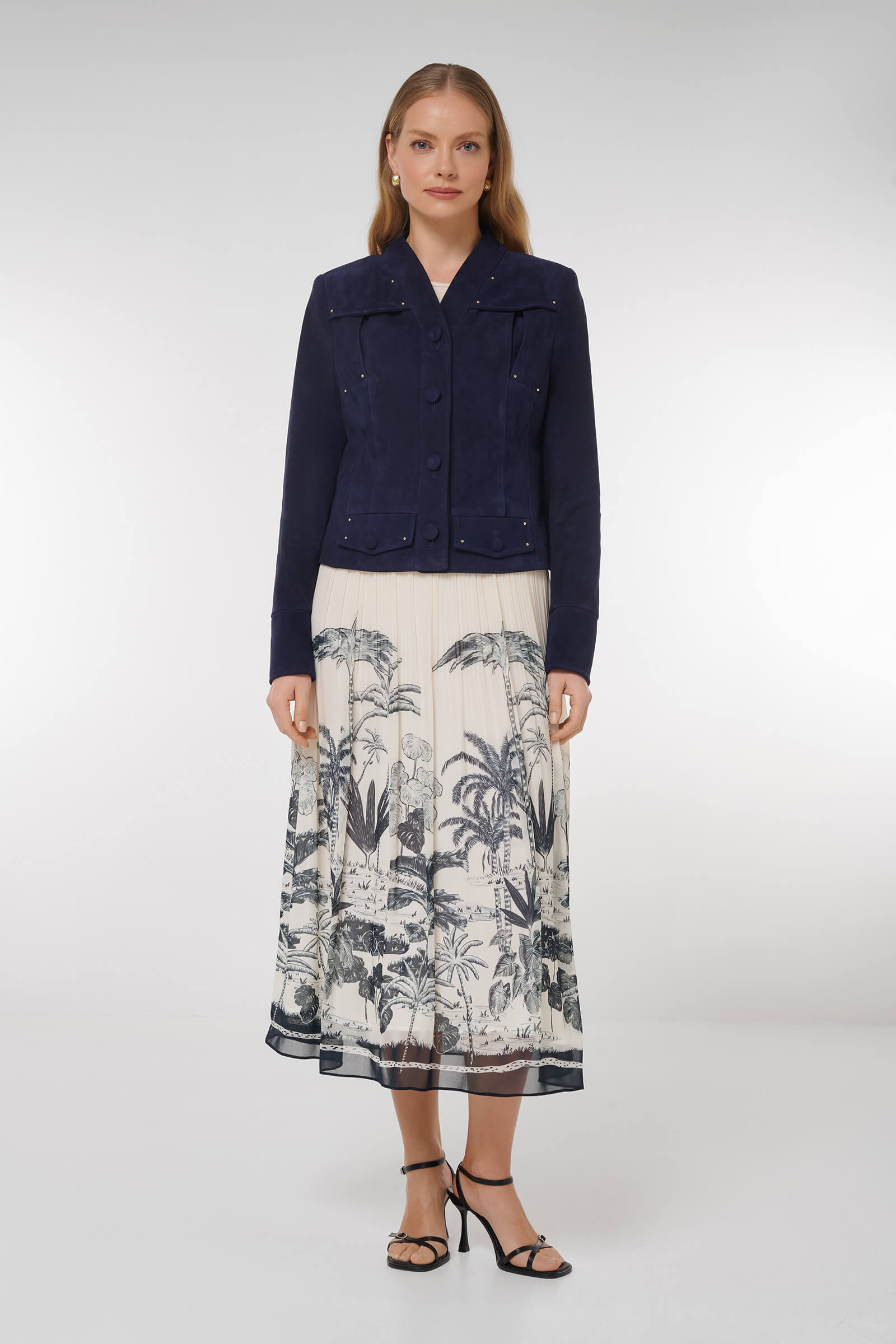 Укороченная куртка из замши Бренд Caterina Leman