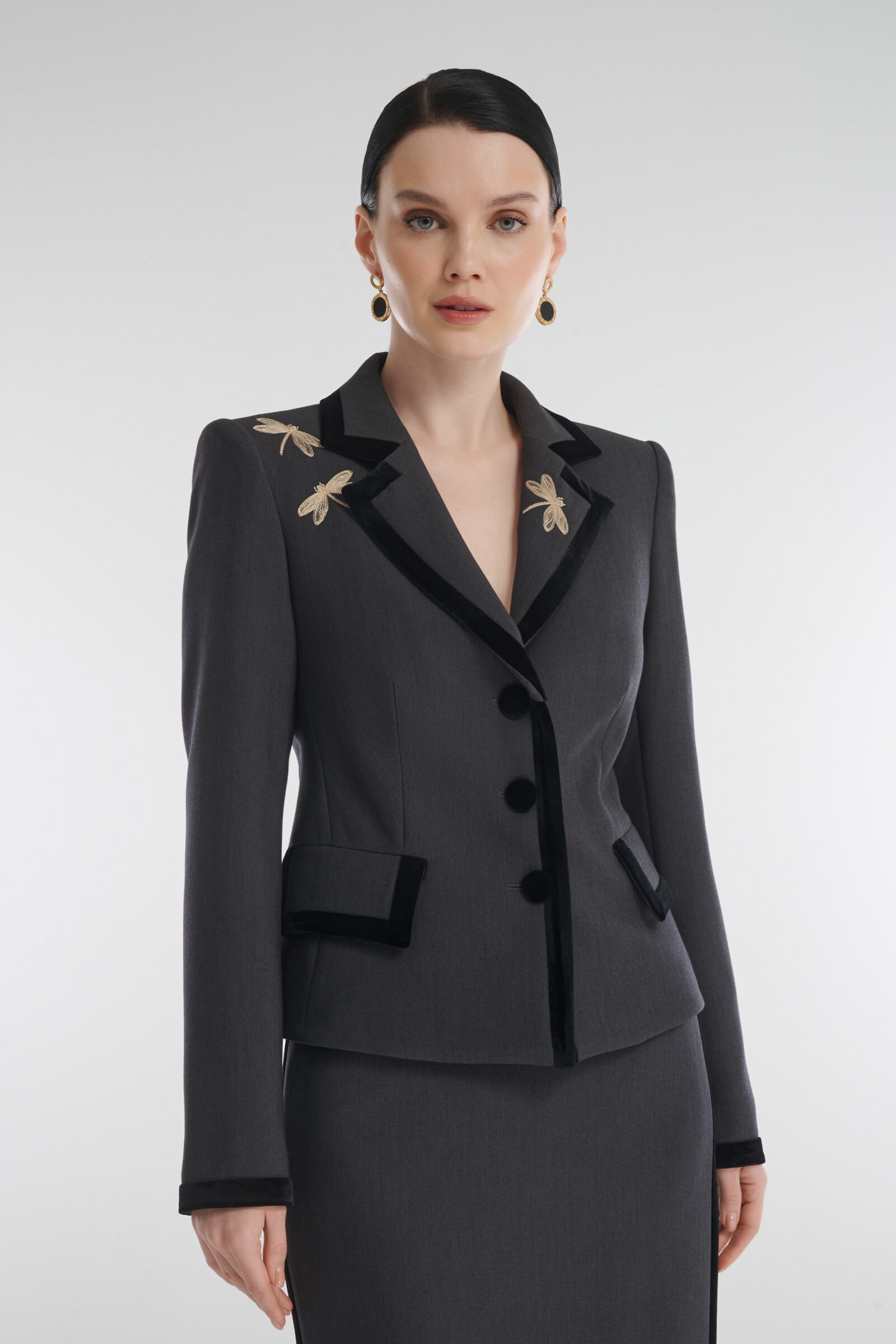 Жакет с вышивкой цвета Серый 