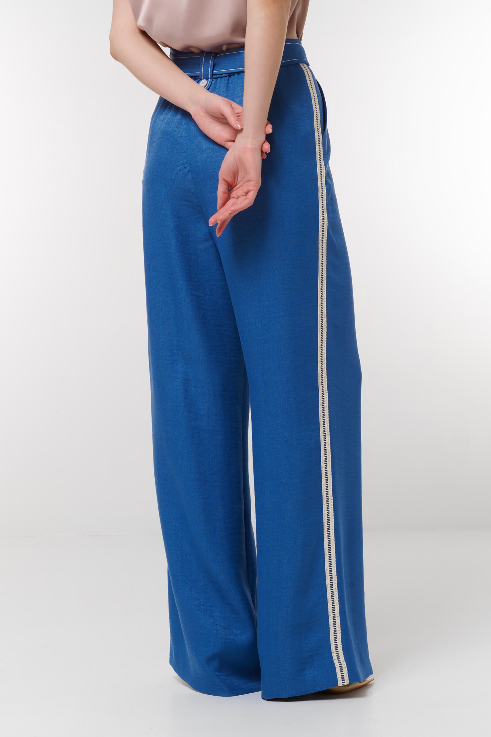 Брюки с контрастной строчкой Бренд Caterina Leman