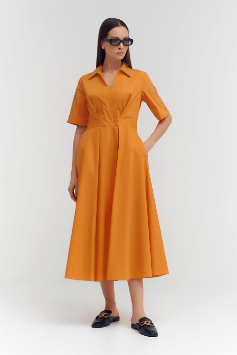 Платье миди с вышивкой Бренд Daniela Drei