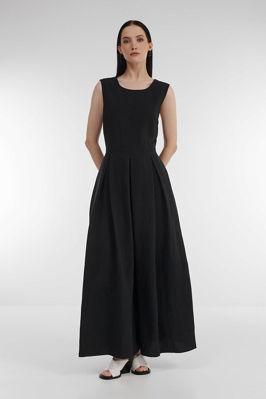 Расклешенное платье без рукавов Бренд Milva Mi